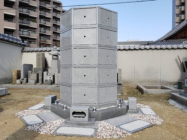 泉立寺 のうこつぼ