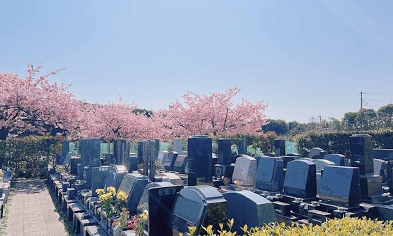 メモリアルパーク花の郷聖地 相模大塚 樹木葬・永代供養塔