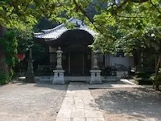 真福寺墓苑