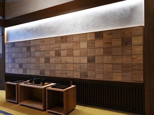 市ヶ谷 坂の上 堂内廟(納骨堂)