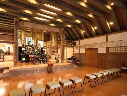 市ヶ谷 坂の上 堂内廟(納骨堂)