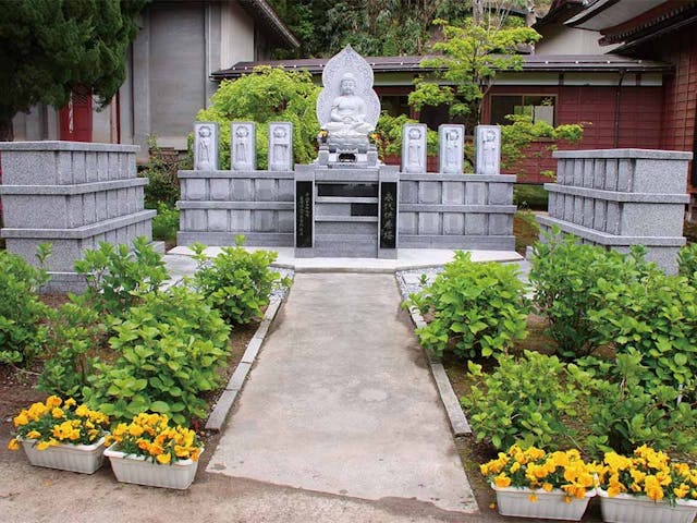 「地蔵様とあじさいの寺」光照寺