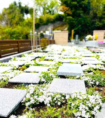 樹木葬霊園 ハートライフガーデン愛甲石田