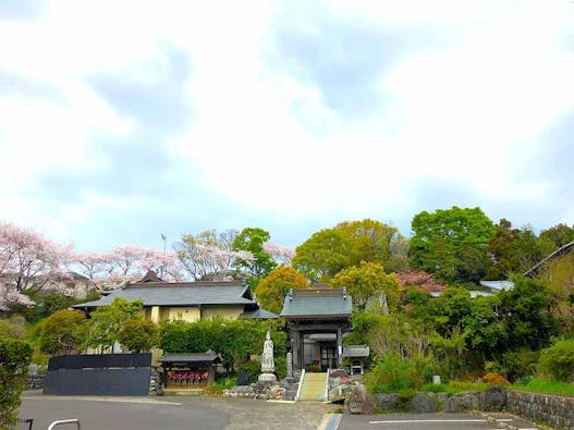 樹木葬霊園 ハートライフガーデン愛甲石田