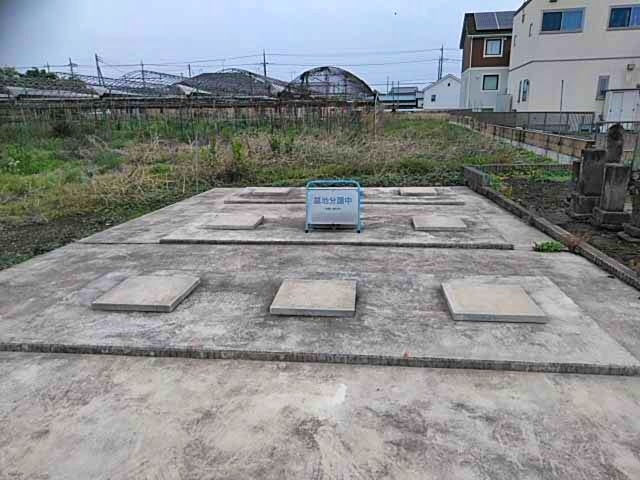 伊勢崎市西久保墓地