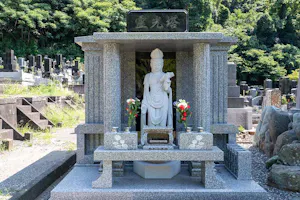 釣月寺 永代供養塔「霊光塔」(沼津市)の霊園