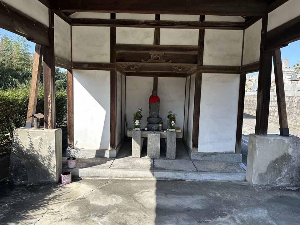 多治井墓地