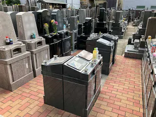 外苑こもれびの杜 永代供養墓