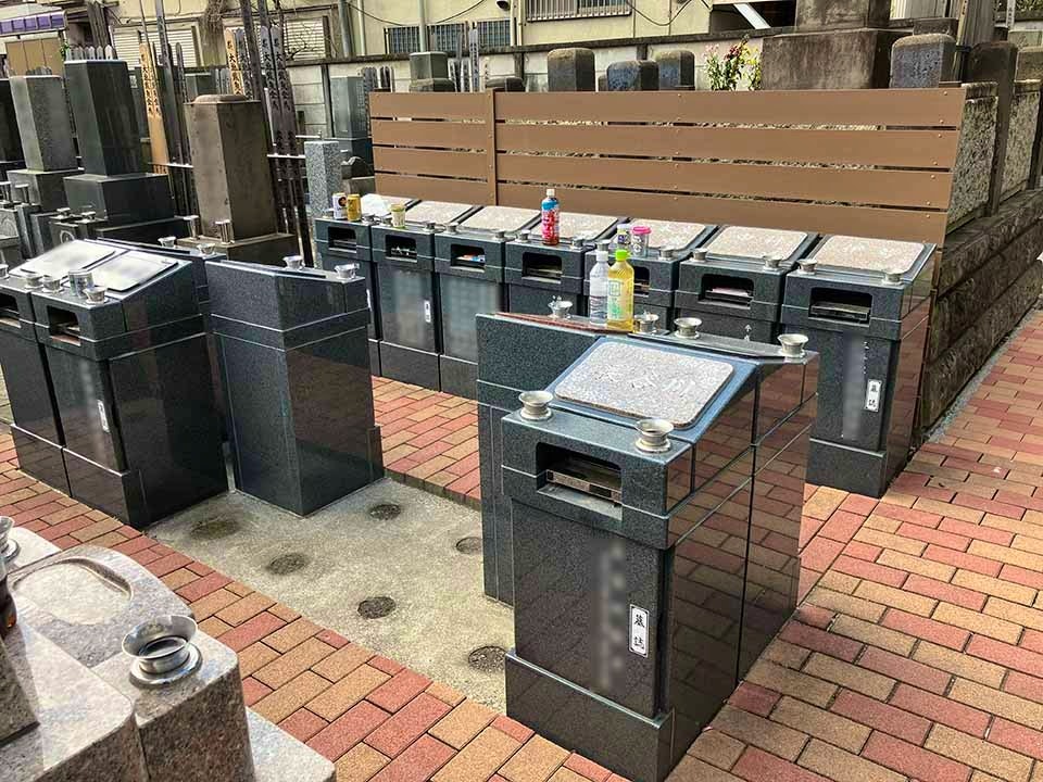外苑こもれびの杜 永代供養墓