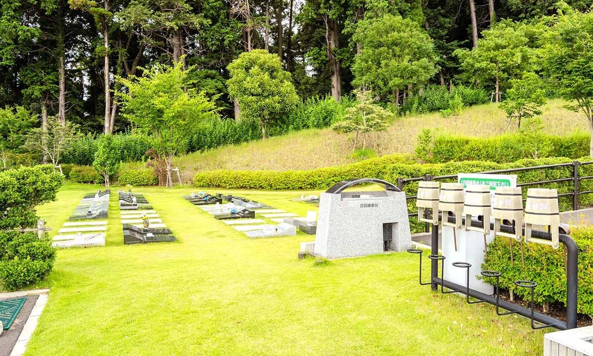 公園墓地 川井聖苑 手桶などもご用意しております。