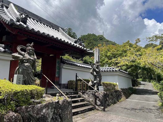 法泉寺 のうこつぼ