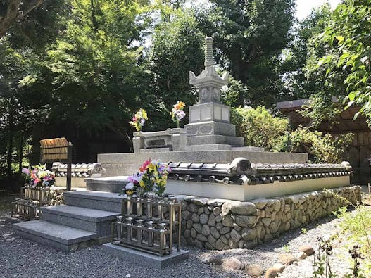 新義真言宗 大本山 誕生院 樹木葬永代供養墓