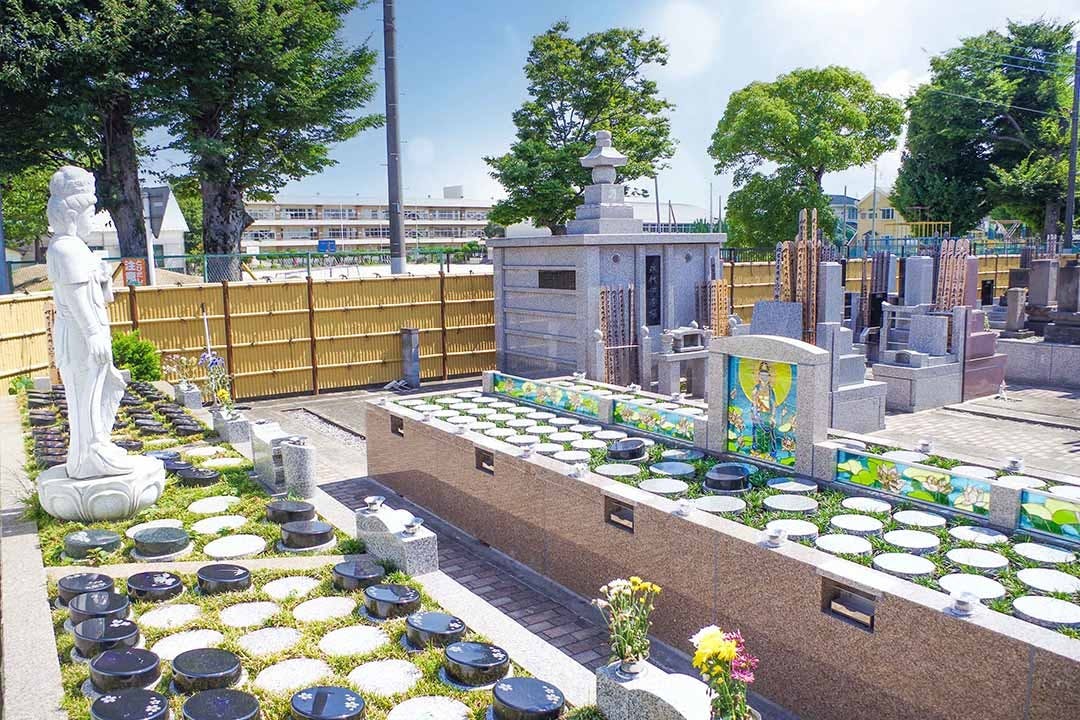 みさと樹木葬墓地