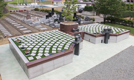 樹木葬墓「ひだまり」