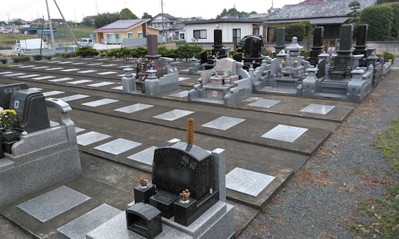 樹木葬墓「ひだまり」