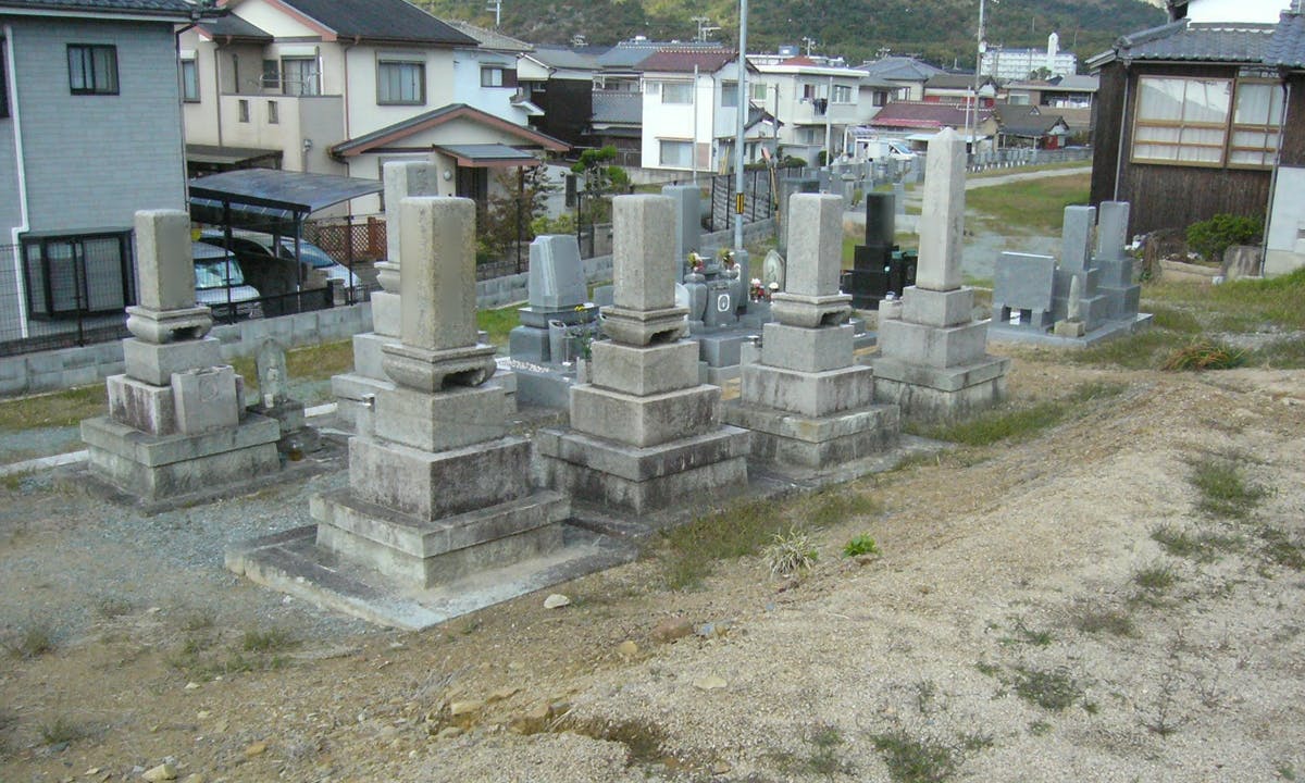 時光寺境内墓地