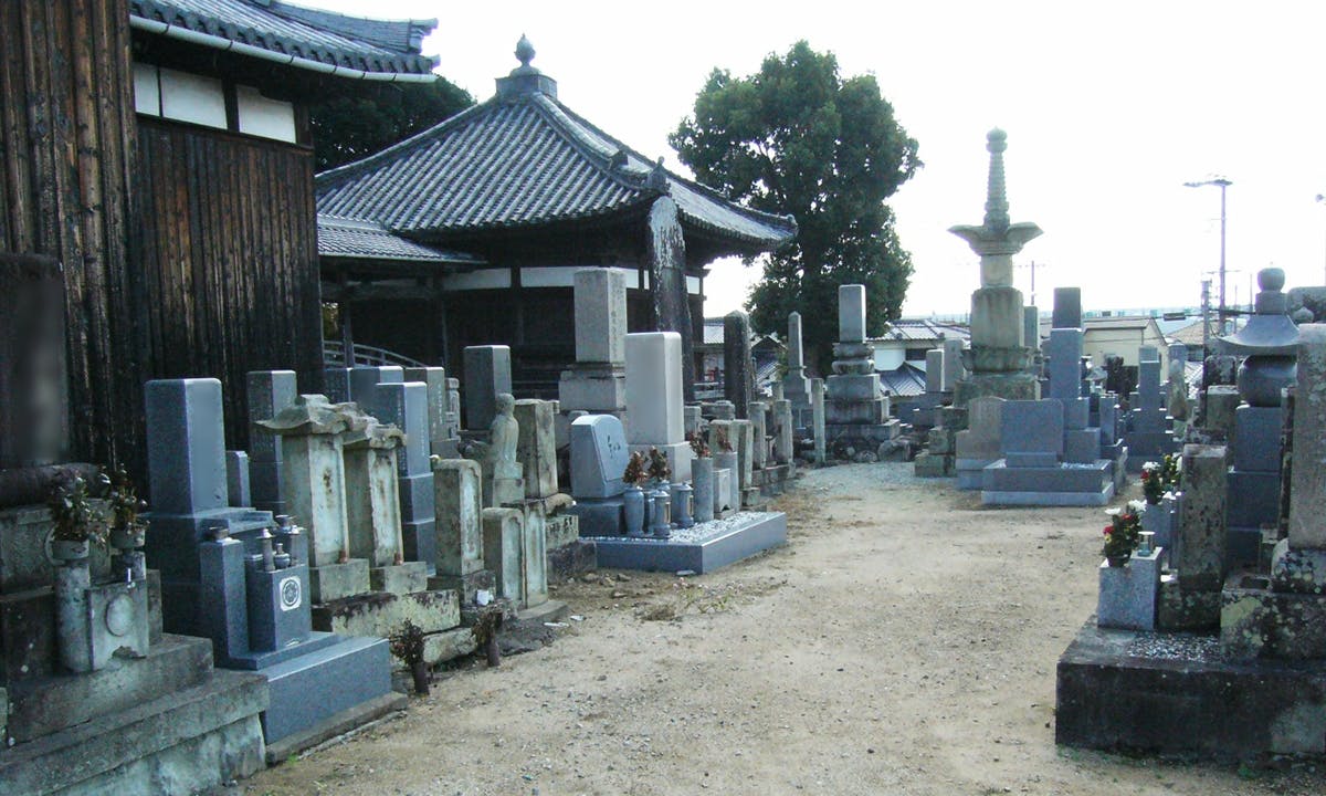 時光寺境内墓地