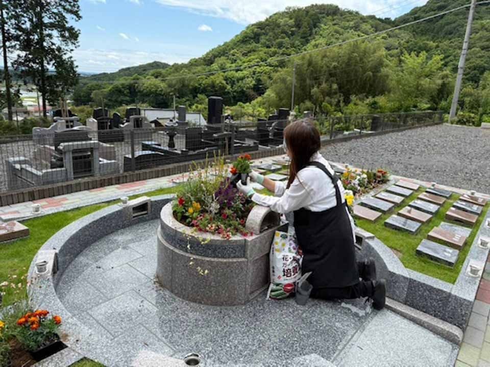 足利わたらせの郷フラワー樹木葬墓地(栃木県足利市)の概要・価格