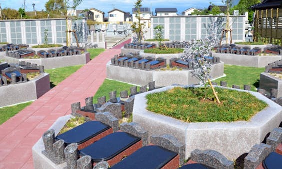 樹木葬・納骨壇「桜樹の杜」(高岡市)