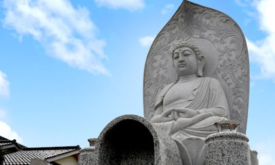 樹木葬・納骨壇「桜樹の杜」（高岡市）