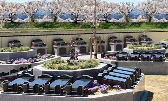 樹木葬・家族墓「桜樹の杜」(富山市)