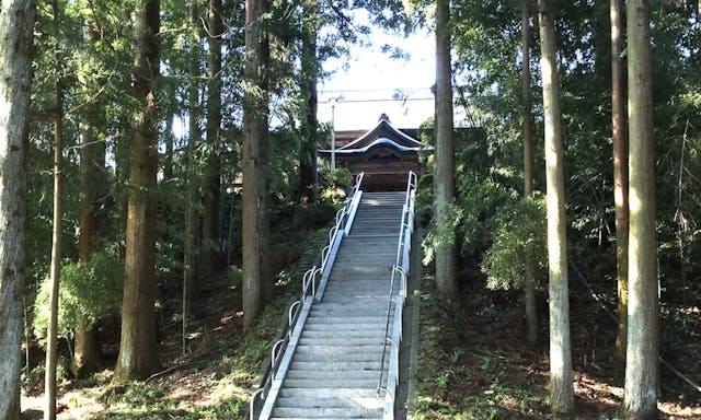 木漏れ日の丘墓園