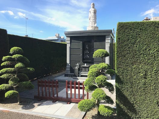 宗保院 永代供養墓「慈縁塔」