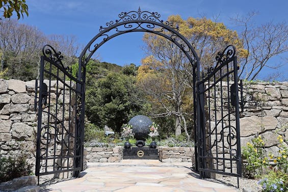 一畑薬師 樹木葬&納骨堂