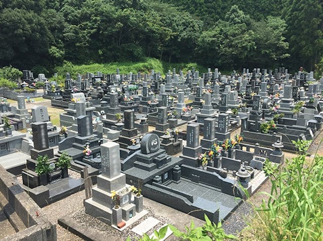 土々呂共同墓地