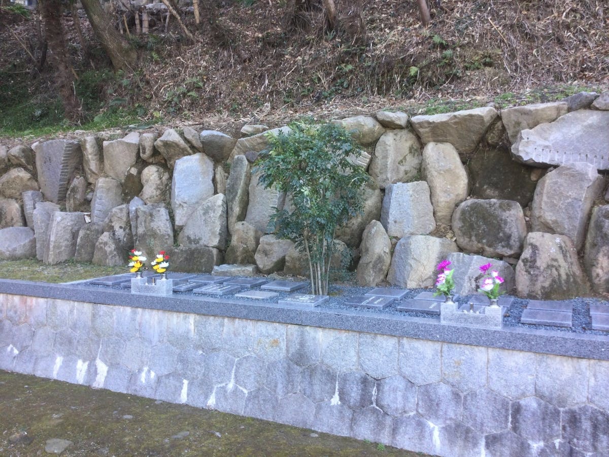 泉徳寺樹木葬霊園