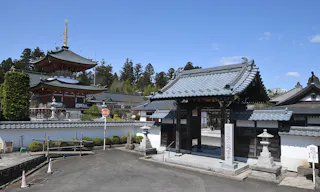 別格本山 龍寶寺
