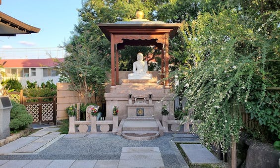 東光院萩の寺・永代供養墓『吉祥林永代塔』