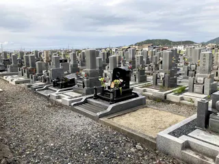 浄厳院墓地