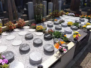 プレミアム中野樹木葬墓地