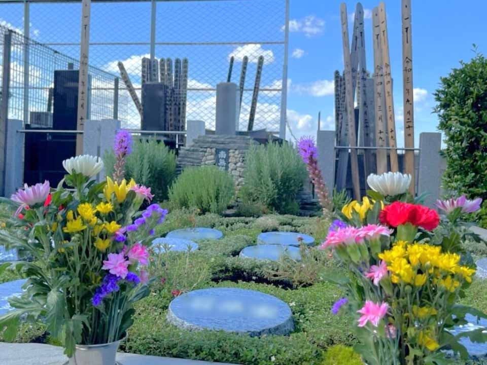 プレミアム中野樹木葬墓地