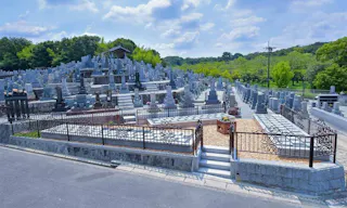 平和公園内 メモリアルガーデン天寧寺霊苑（樹木葬）