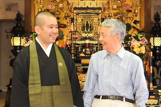 王子善光寺・永代供養納骨塔『やすらぎの塔』