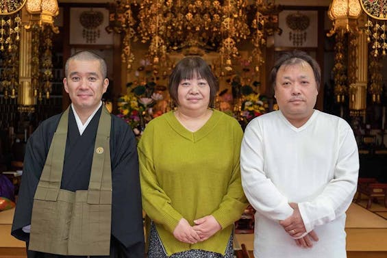 王子善光寺・永代供養納骨塔『やすらぎの塔』