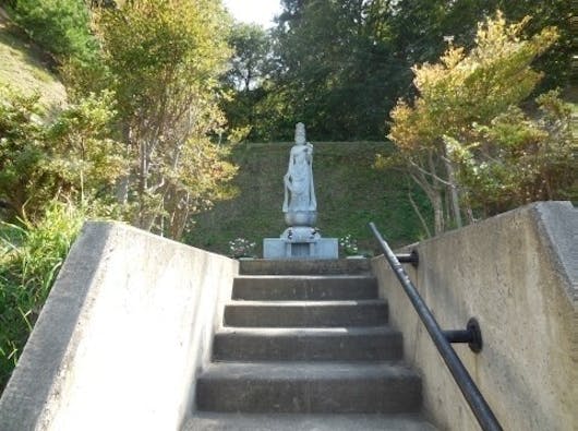 千代鶴霊苑 樹木葬・共同墓地