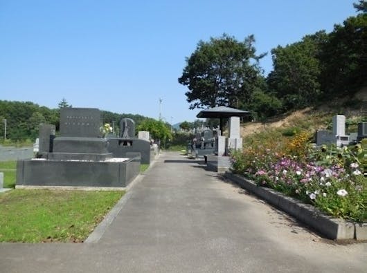 千代鶴霊苑 樹木葬・共同墓地