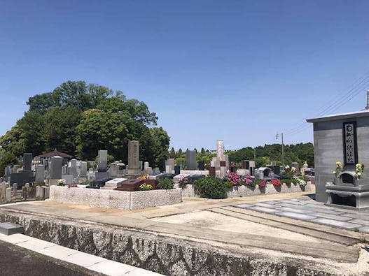 平和公園養念寺墓地 庭園墓