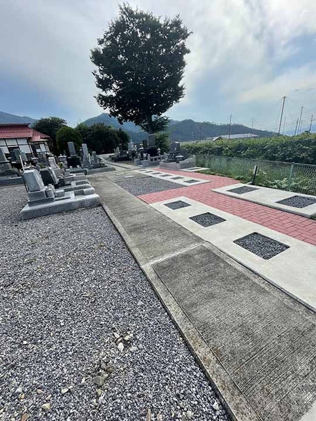 広正寺（敷地内霊園）