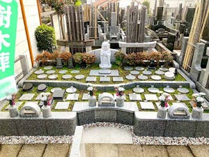松戸北小金駅前樹木葬墓地の画像
