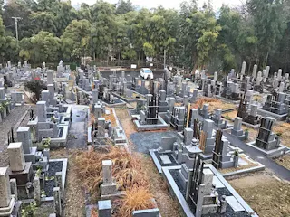 丸山墓地（亀岡市）
