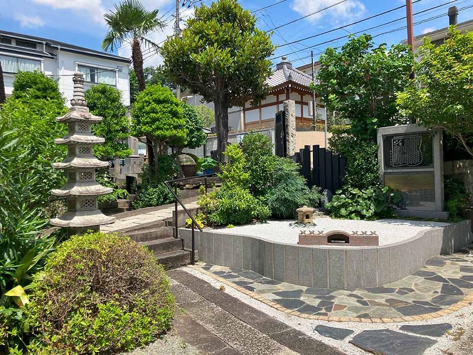 樹木葬「わごころ」 白金こもれびの杜