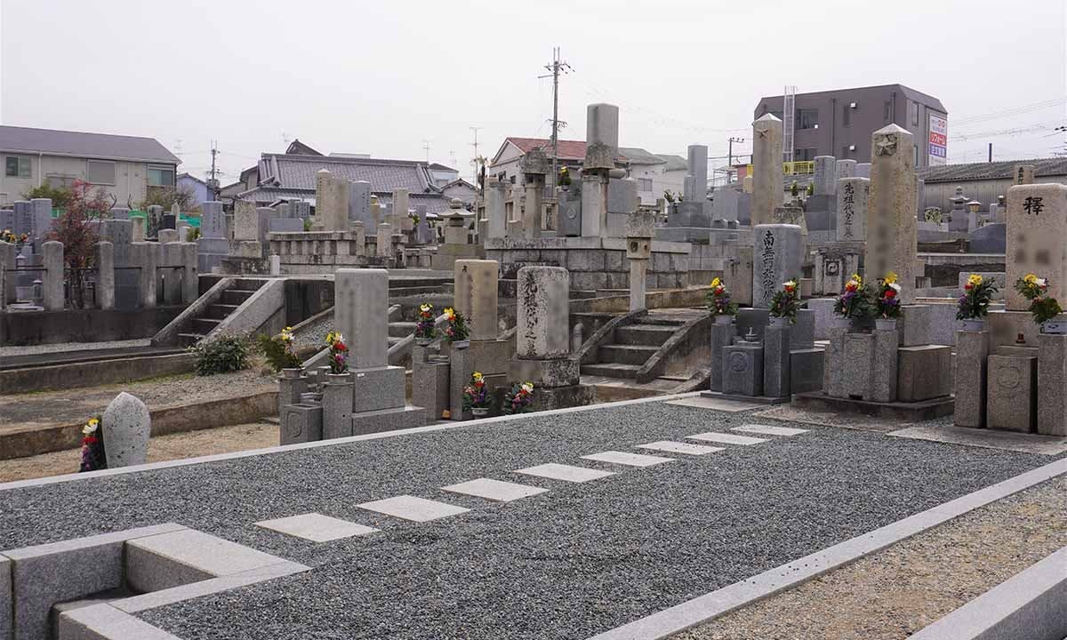 横坂墓地