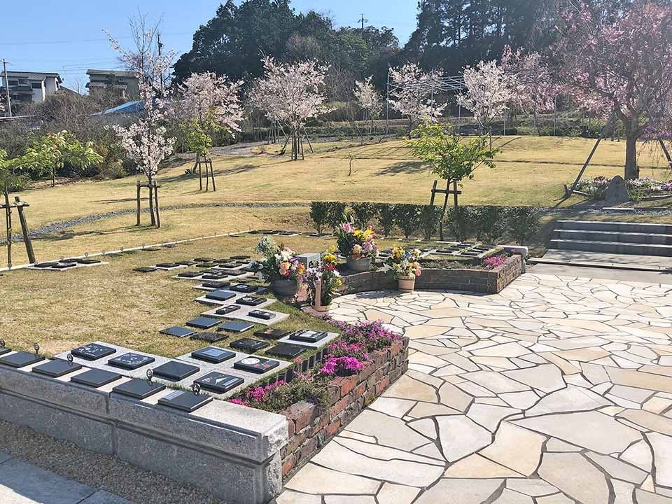 桜葬墓園 樹木葬の画像