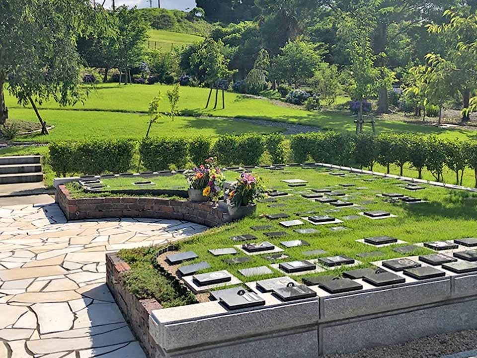 桜葬墓園 樹木葬(四日市市)の費用・販売中区画・口コミ【いいお墓】