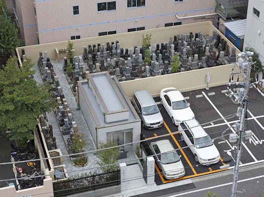 蔵前陵苑 永代供養墓 無尽燈廟