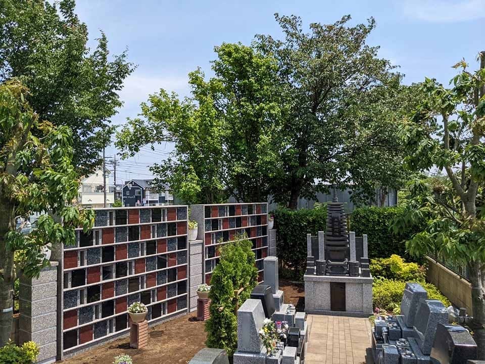 メモリアルグリーン昭島 個別永代供養墓「延の庭」